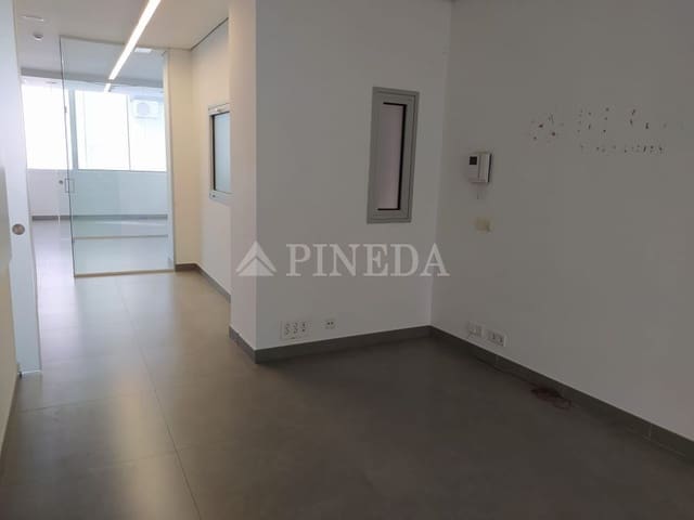 4 soveværelse Kontor til leje i Russafa, Valencia by - € 1.900 (Ref: 8054415)
