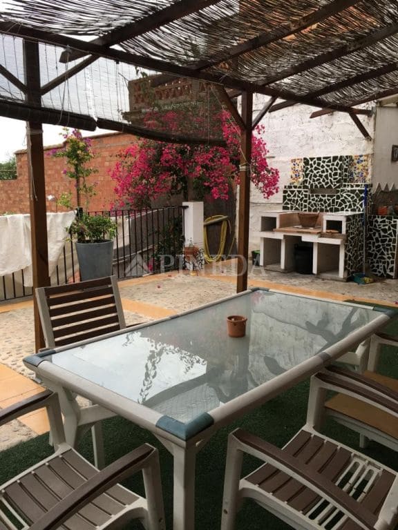 4 soveværelse Byhus til salg i Estivella med swimmingpool - € 380.000 (Ref: 8086436)