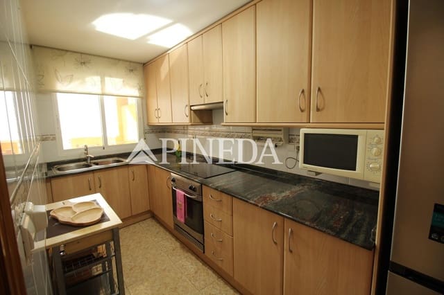 Apartamento de 3 habitaciones en Chilches en alquiler - 850 € (Ref: 8089718)