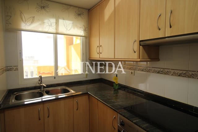 Apartamento de 3 habitaciones en Chilches en alquiler - 850 € (Ref: 8089718)