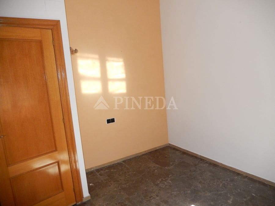 3 bedroom Townhouse for sale in Sagunto / Sagunt - € 245,000 (Ref: 8148299)