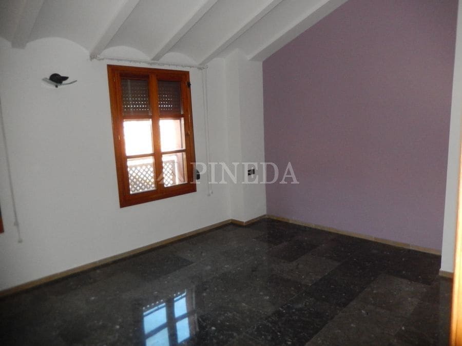 3 bedroom Townhouse for sale in Sagunto / Sagunt - € 245,000 (Ref: 8148299)