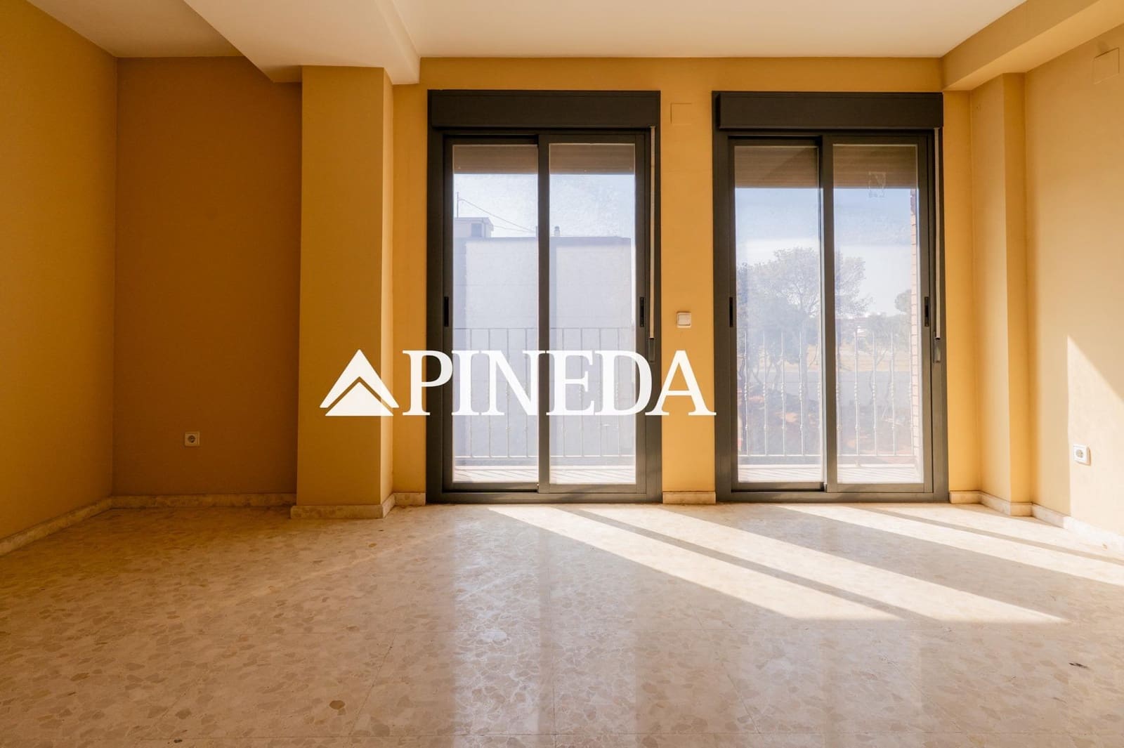 3 makuuhuone Asunto myytävänä paikassa Pucol - 220 000 € (Ref: 8152468)