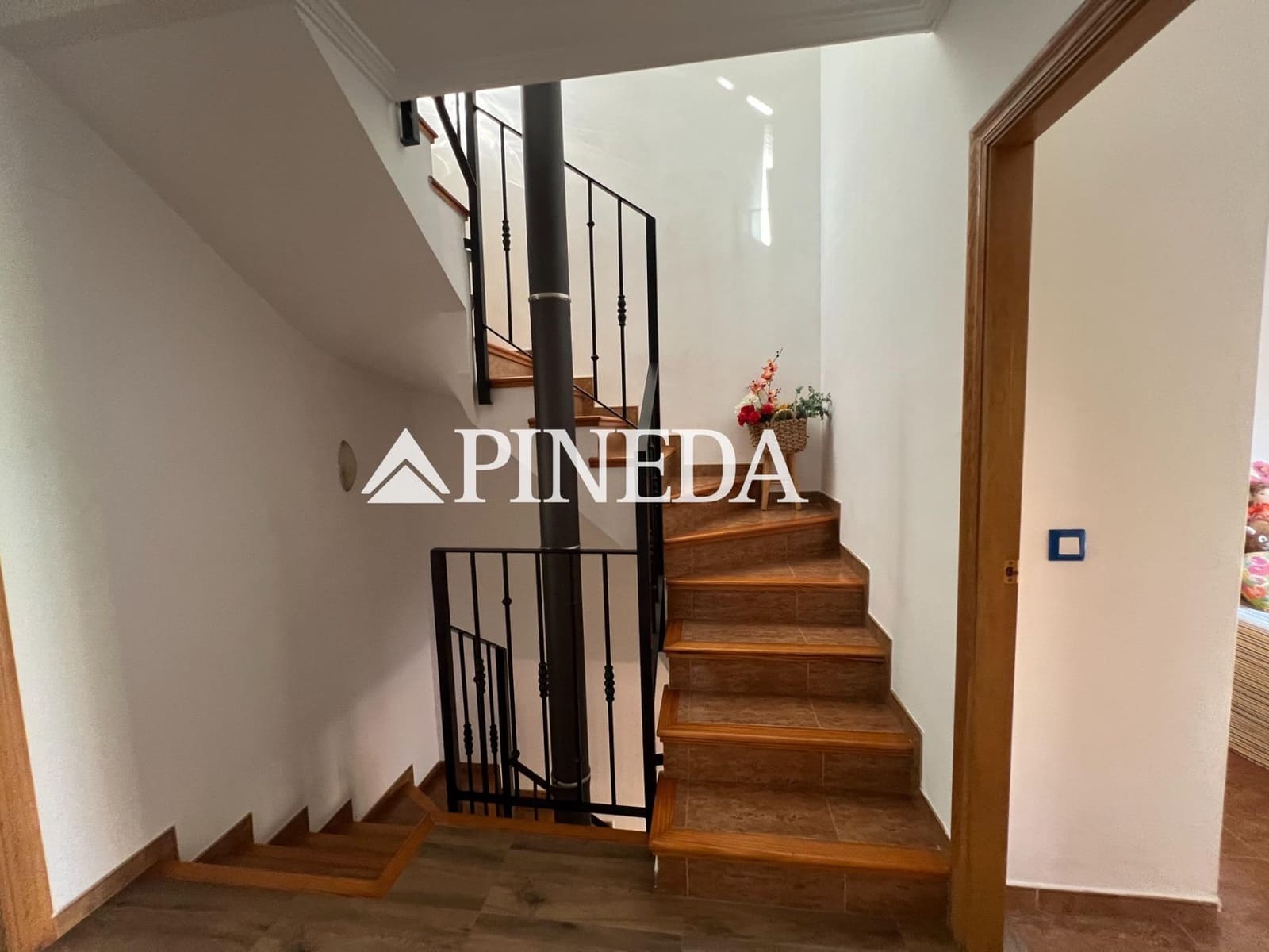 4 bedroom Terraced Villa for sale in Sagunto / Sagunt with garage - € 290,000 (Ref: 8498922)