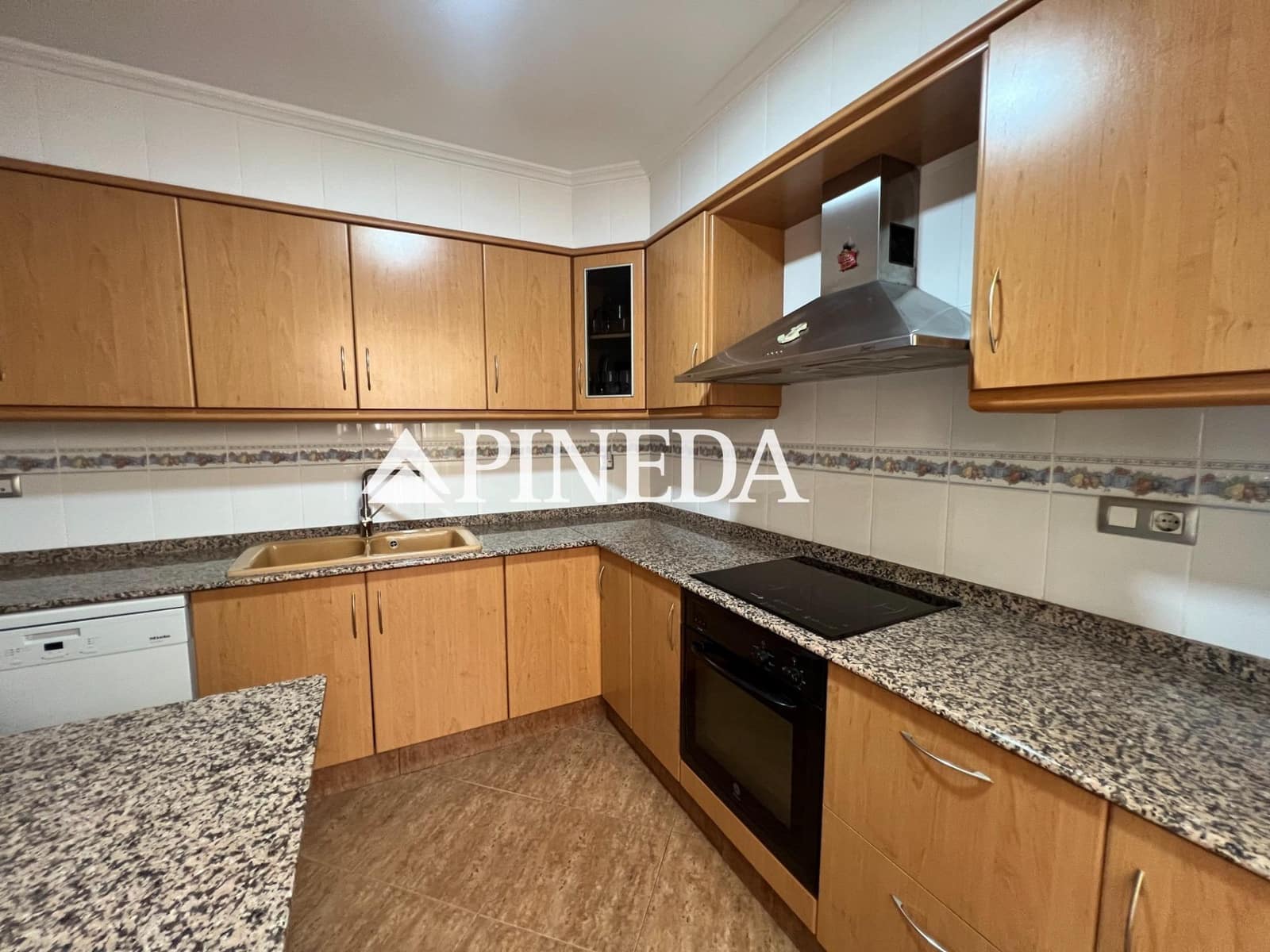 4 bedroom Terraced Villa for sale in Sagunto / Sagunt with garage - € 290,000 (Ref: 8498922)