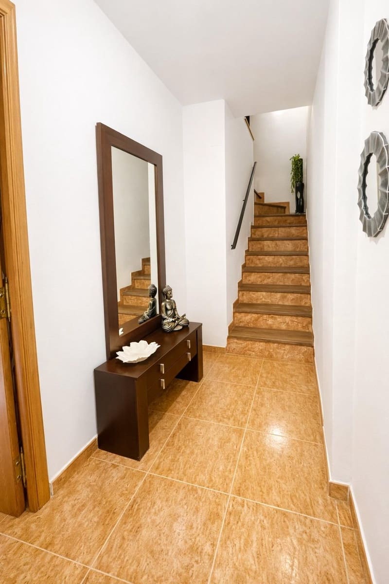 4 chambre Villa/Maison Mitoyenne à vendre à Sagunto / Sagunt avec garage - 298 000 € (Ref: 8498922)