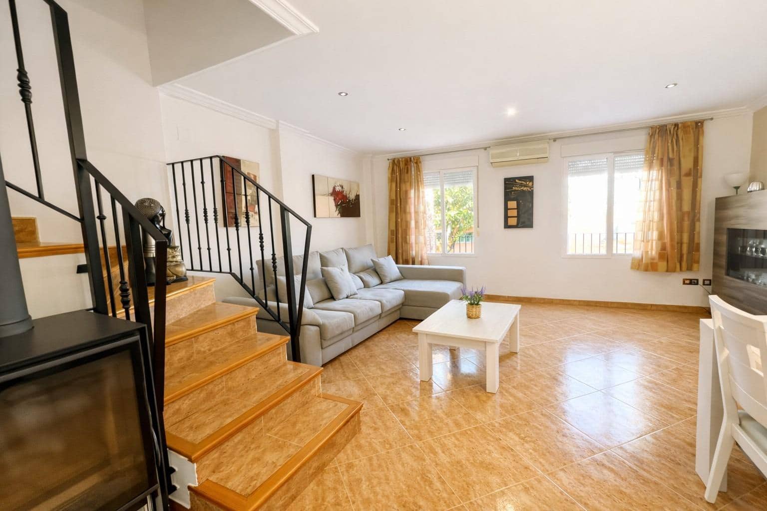 4 chambre Villa/Maison Mitoyenne à vendre à Sagunto / Sagunt avec garage - 298 000 € (Ref: 8498922)