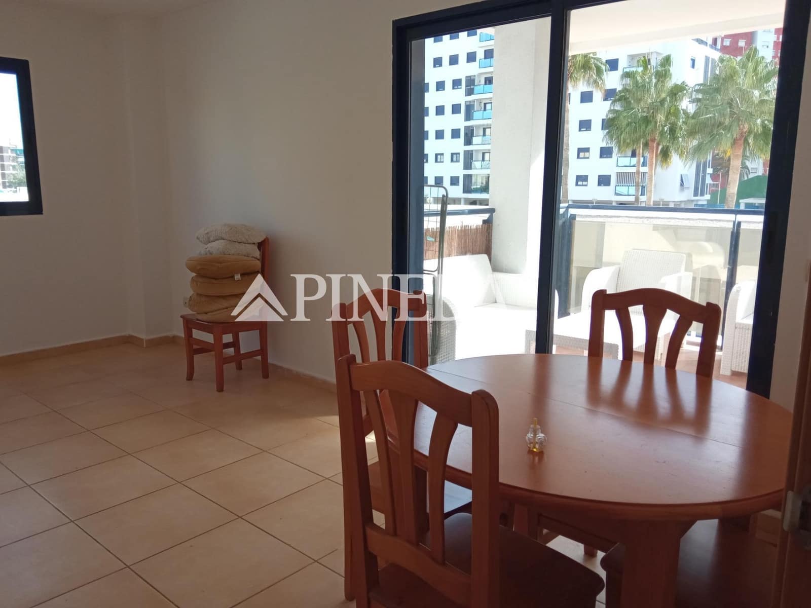 2 quarto Apartamento para arrendar em La Pobla de Farnals com piscina garagem - 1 000 € (Ref: 8564928)