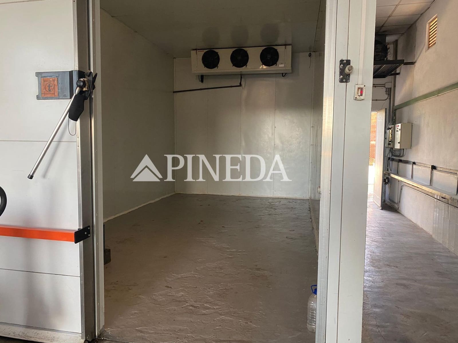 Mark till salu i Puig - 195 000 € (Ref: 8615351)