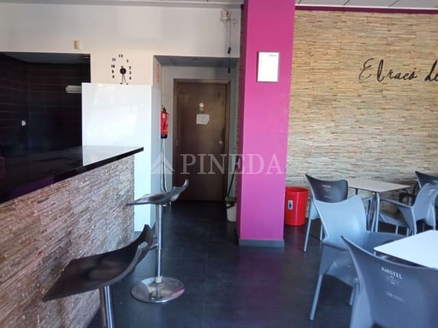 Commercial for rent in Massamagrell - € 700 (Ref: 8634661)