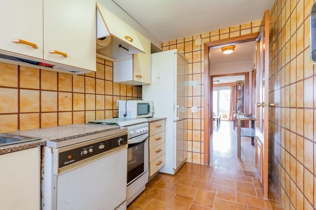 Apartamento de 3 habitaciones en Puig en venta con piscina - 240.000 € (Ref: 8687698)