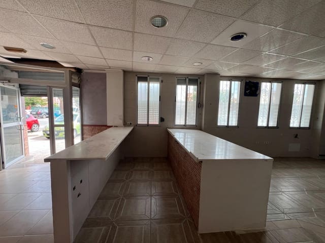 Commercial for sale in Puig - € 144,500 (Ref: 8867061)