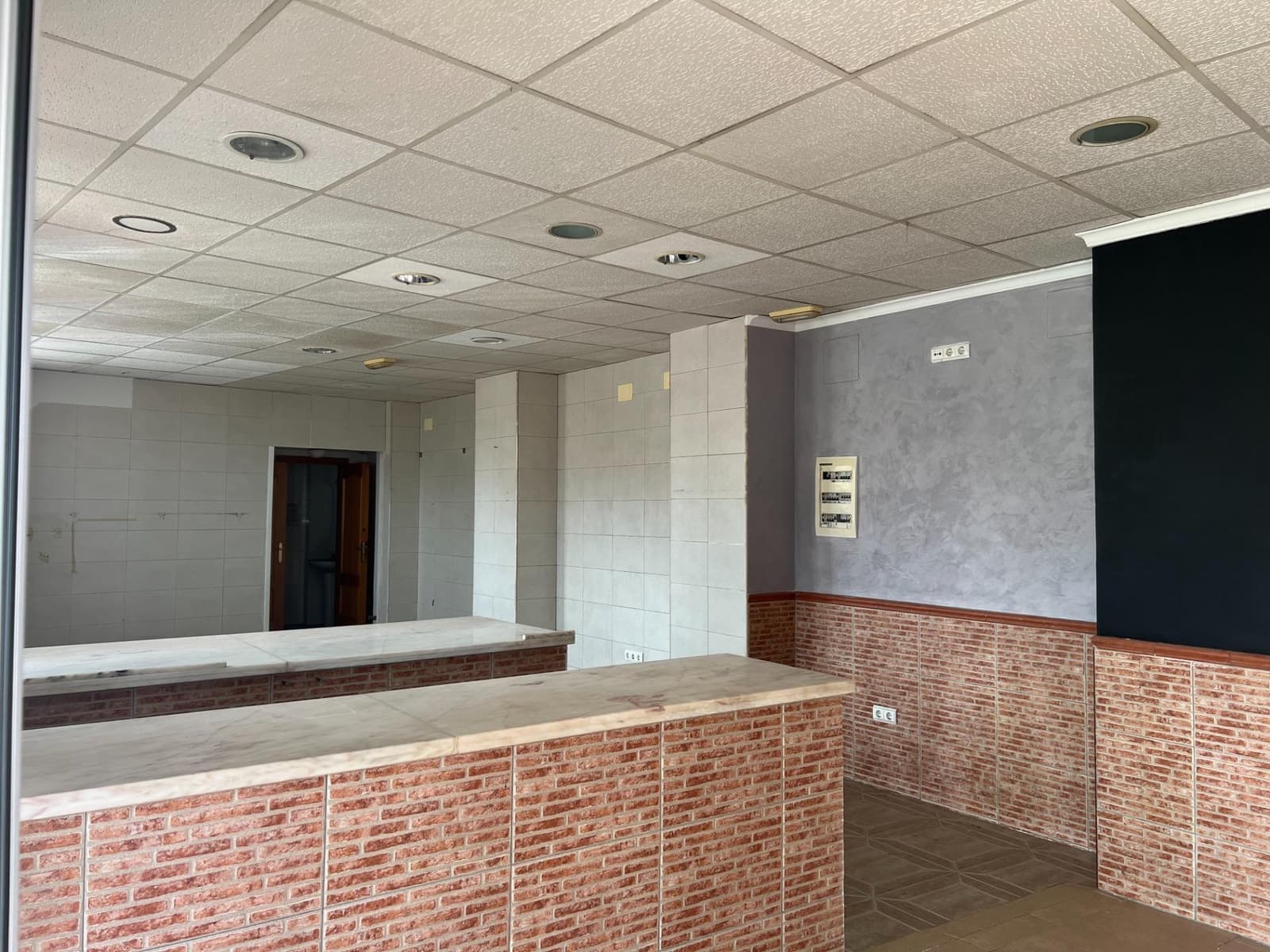 Komercyjne na sprzedaż w Puig - 144 500 € (Ref: 8867061)