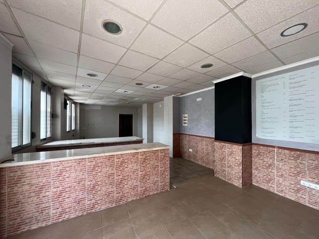 Commercial for sale in Puig - € 144,500 (Ref: 8867061)