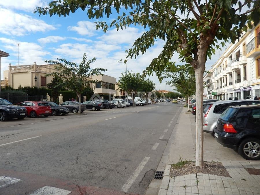 Kommersiell til salgs i Puig - € 144 500 (Ref: 8867061)