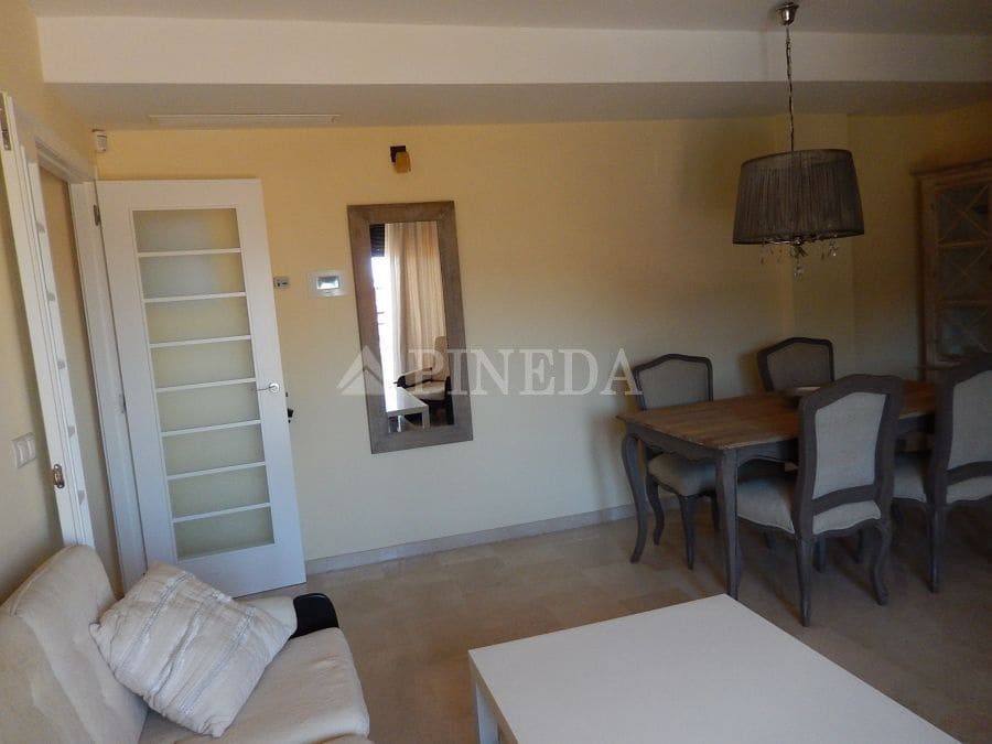 2 slaapkamer Appartement te huur in Puig met zwembad - € 900 (Ref: 8874801)