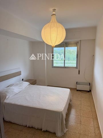 3 slaapkamer Flat te huur in Gilet met zwembad - € 850 (Ref: 8970332)