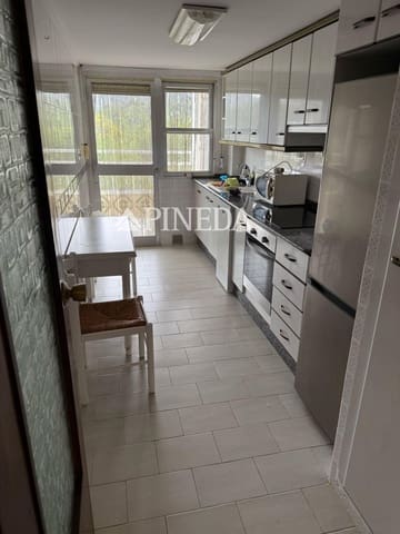 3 slaapkamer Flat te huur in Gilet met zwembad - € 850 (Ref: 8970332)