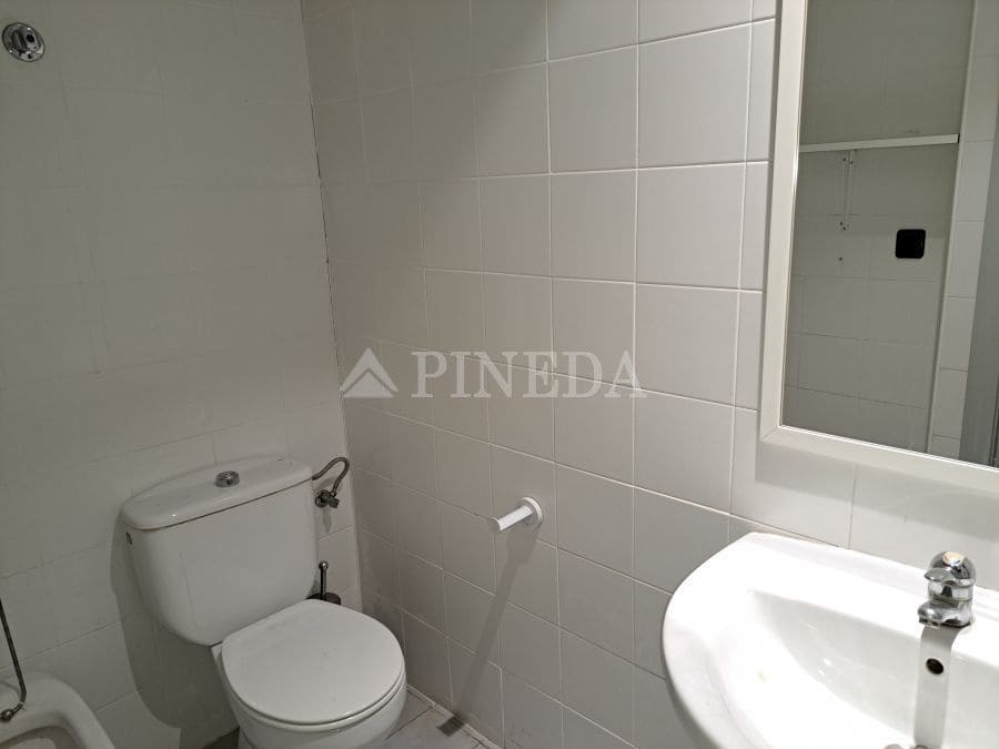 Erhverv til leje i Puig - € 2.000 (Ref: 9099064)