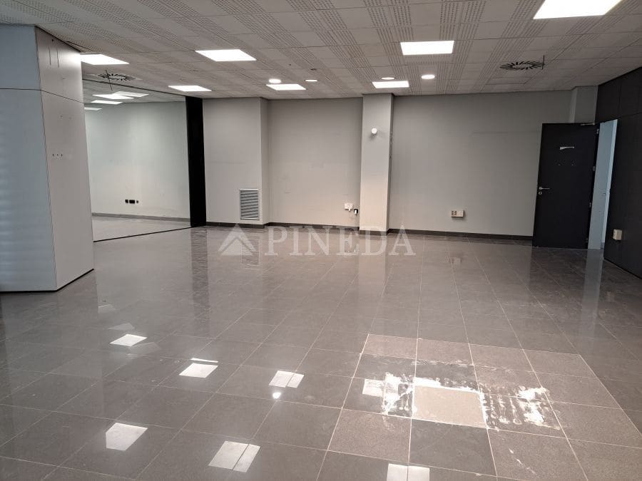 Erhverv til leje i Puig - € 2.000 (Ref: 9099064)