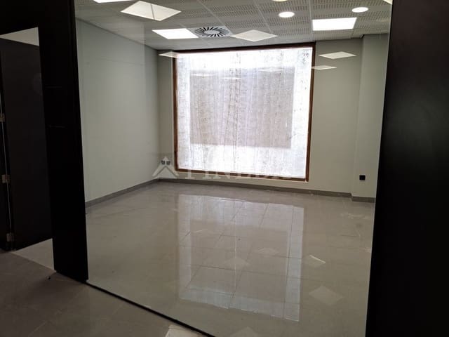 Erhverv til leje i Puig - € 2.000 (Ref: 9099064)