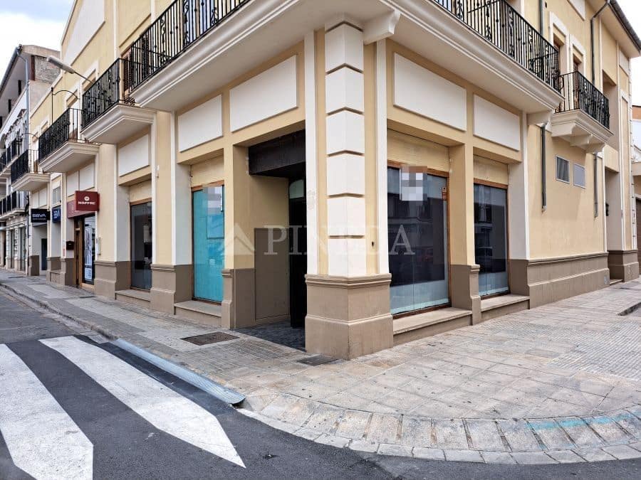 Erhverv til leje i Puig - € 2.000 (Ref: 9099064)