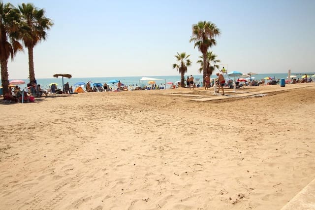 Tontti myytävänä paikassa Chilches - 95 000 € (Ref: 9163695)