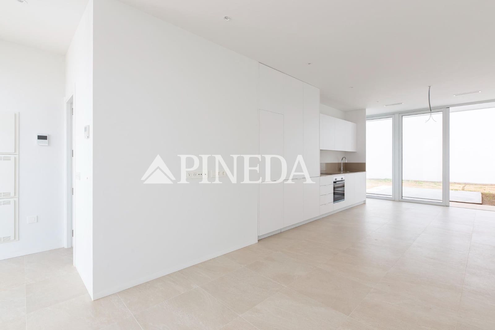 3 soverom Rekkehus til salgs i La Pobla de Farnals med svømmebasseng - € 395 000 (Ref: 9206783)