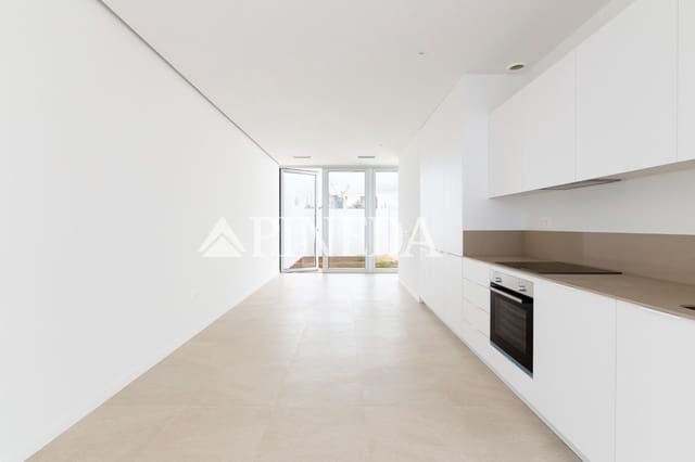 3 makuuhuone Rivitalo myytävänä paikassa La Pobla de Farnals mukana uima-altaan - 395 000 € (Ref: 9206783)