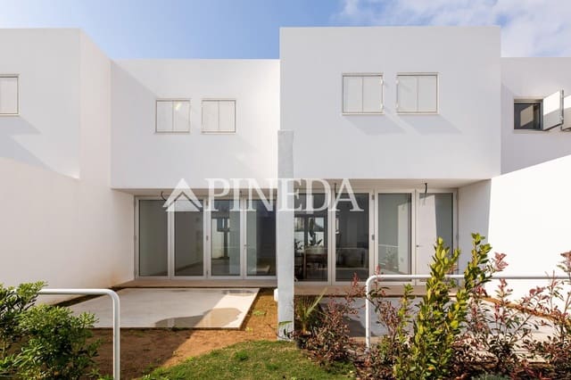 3 makuuhuone Rivitalo myytävänä paikassa La Pobla de Farnals mukana uima-altaan - 395 000 € (Ref: 9206783)