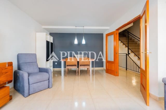 Adosado de 4 habitaciones en Puçol en venta - 300.000 € (Ref: 9294375)