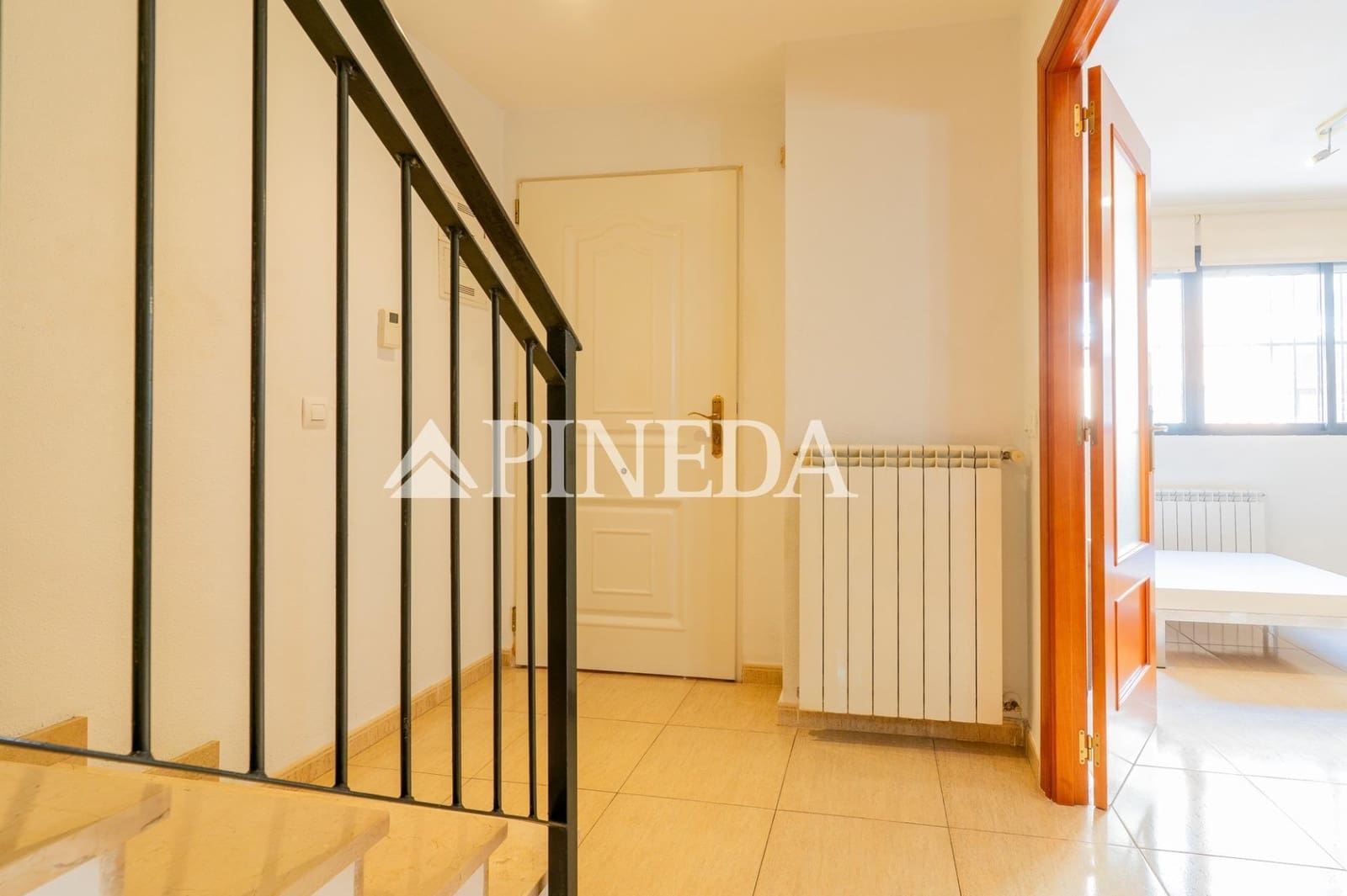 4 bedroom Terraced Villa for sale in Pucol - € 300,000 (Ref: 9294375)