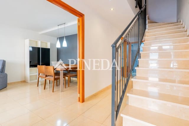 4 bedroom Terraced Villa for sale in Puçol - € 300,000 (Ref: 9294375)