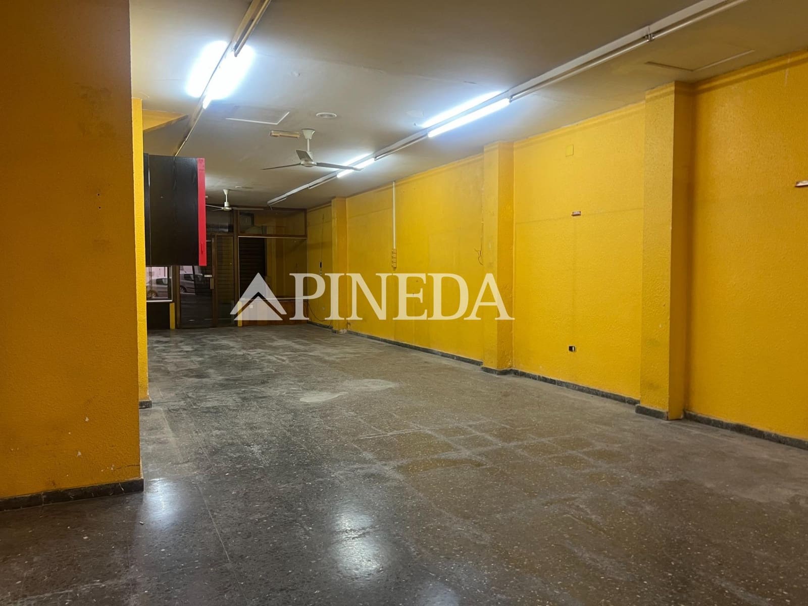 Commerciale da affittare in Pucol - 800 € (Rif: 9317831)