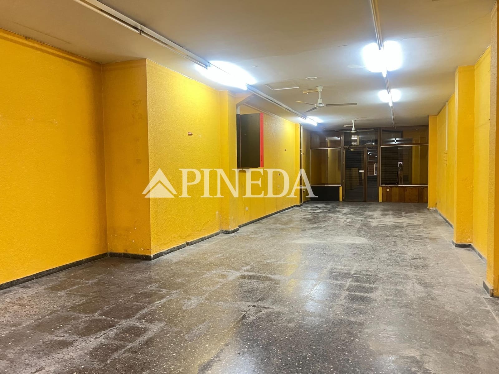 Commerciale da affittare in Pucol - 800 € (Rif: 9317831)