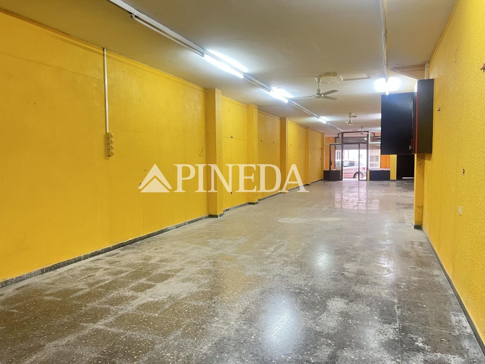 Commerciale da affittare in Pucol - 800 € (Rif: 9317831)