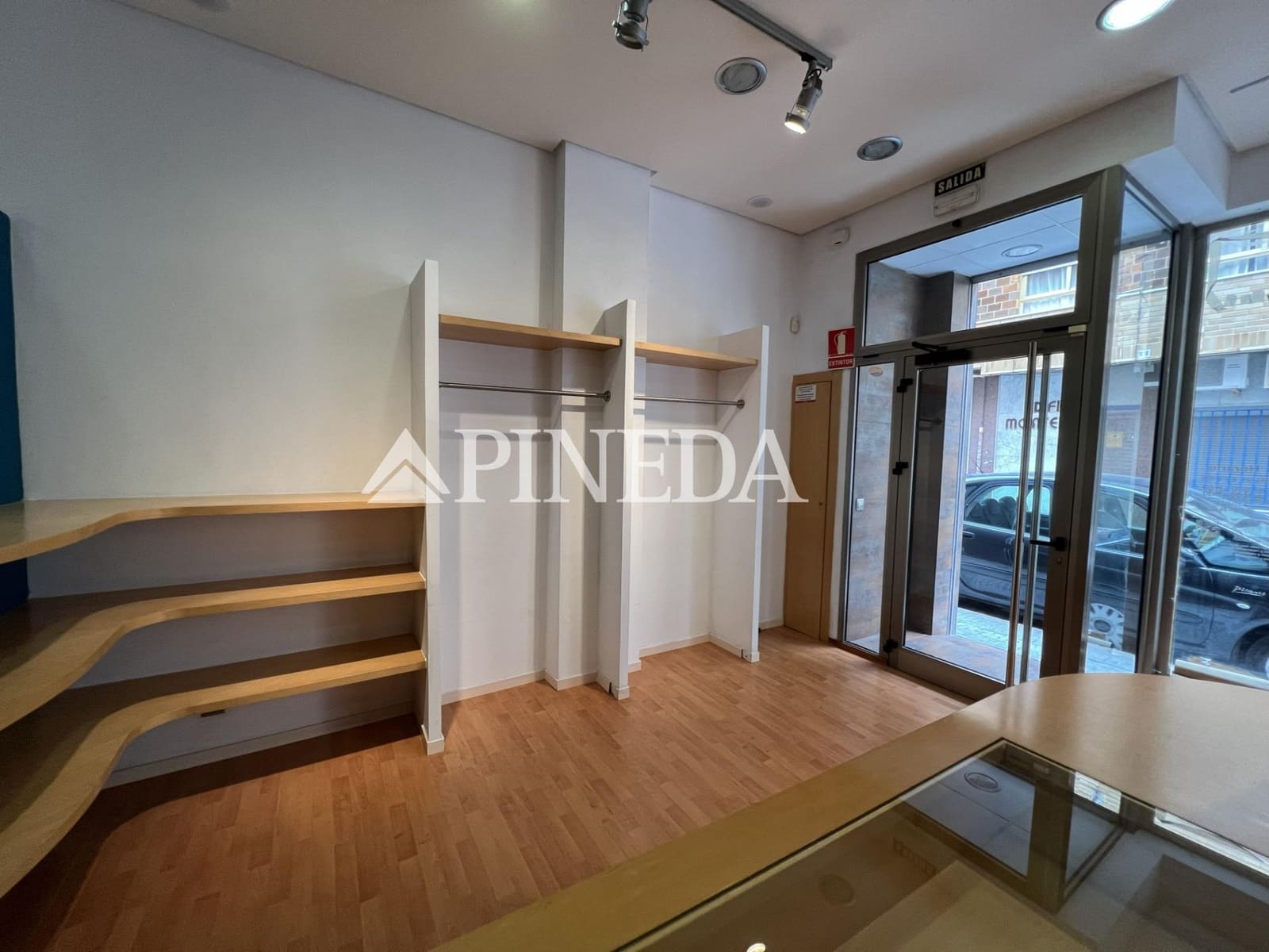 2 bedroom Commercial for sale in Sagunto / Sagunt - € 83,000 (Ref: 9382826)