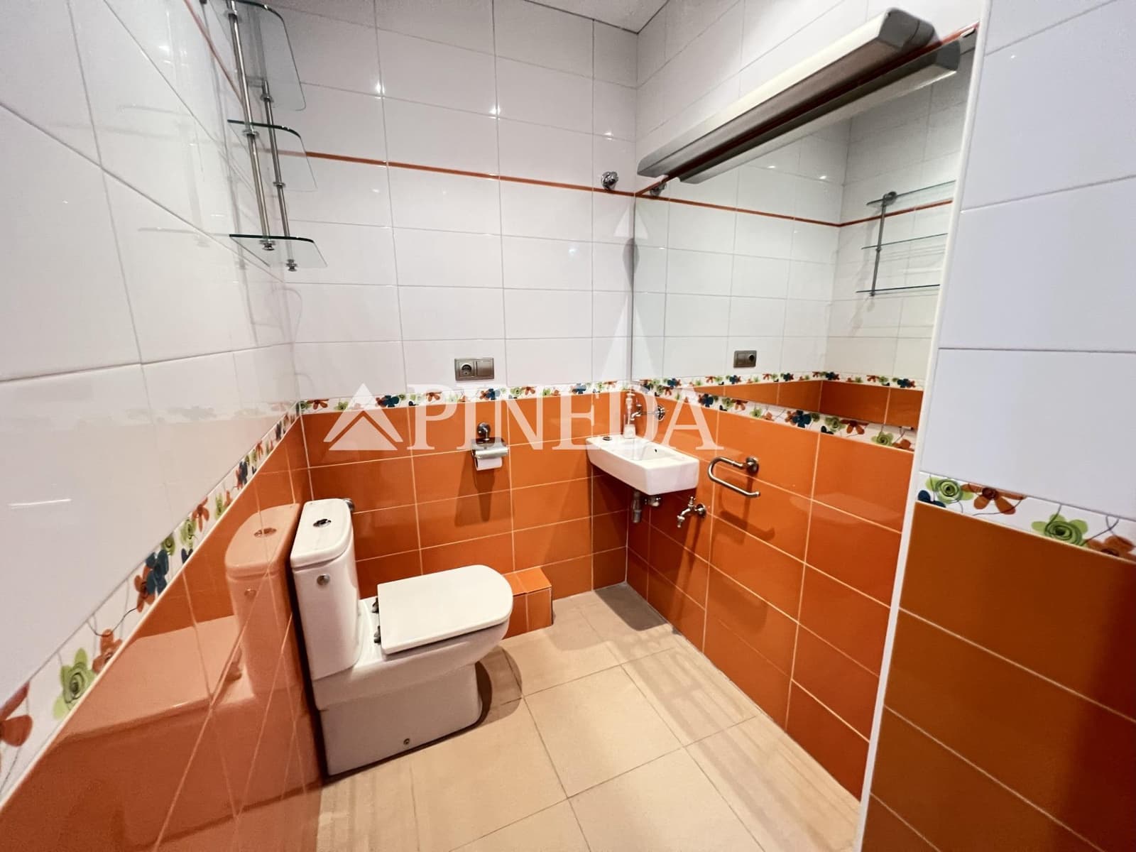 2 bedroom Commercial for sale in Sagunto / Sagunt - € 83,000 (Ref: 9382826)