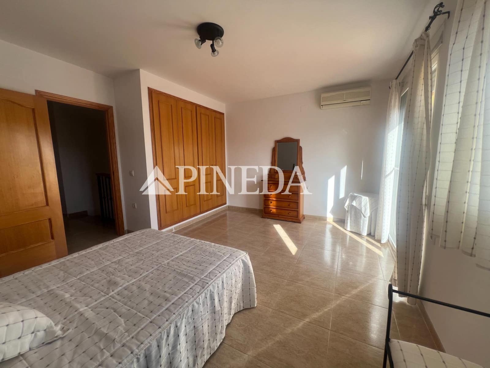 4 makuuhuone Rivitalo myytävänä paikassa Almenara - 280 000 € (Ref: 9472966)