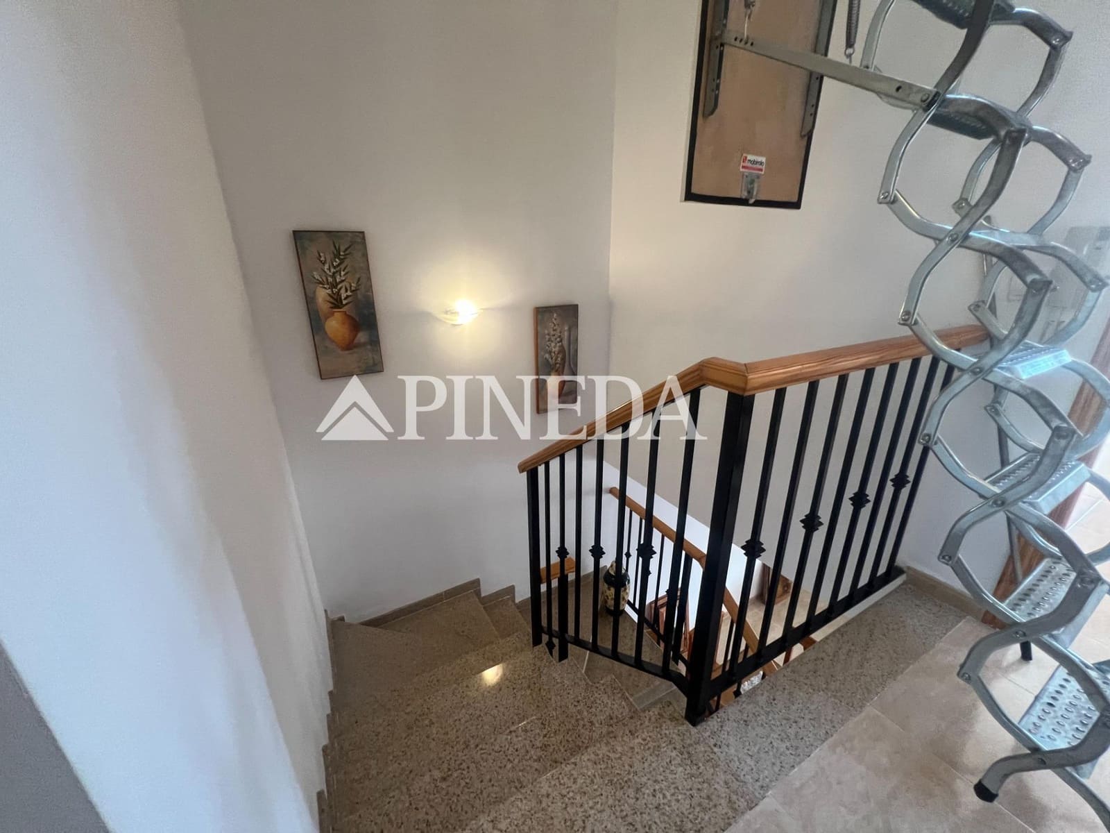 4 makuuhuone Rivitalo myytävänä paikassa Almenara - 280 000 € (Ref: 9472966)