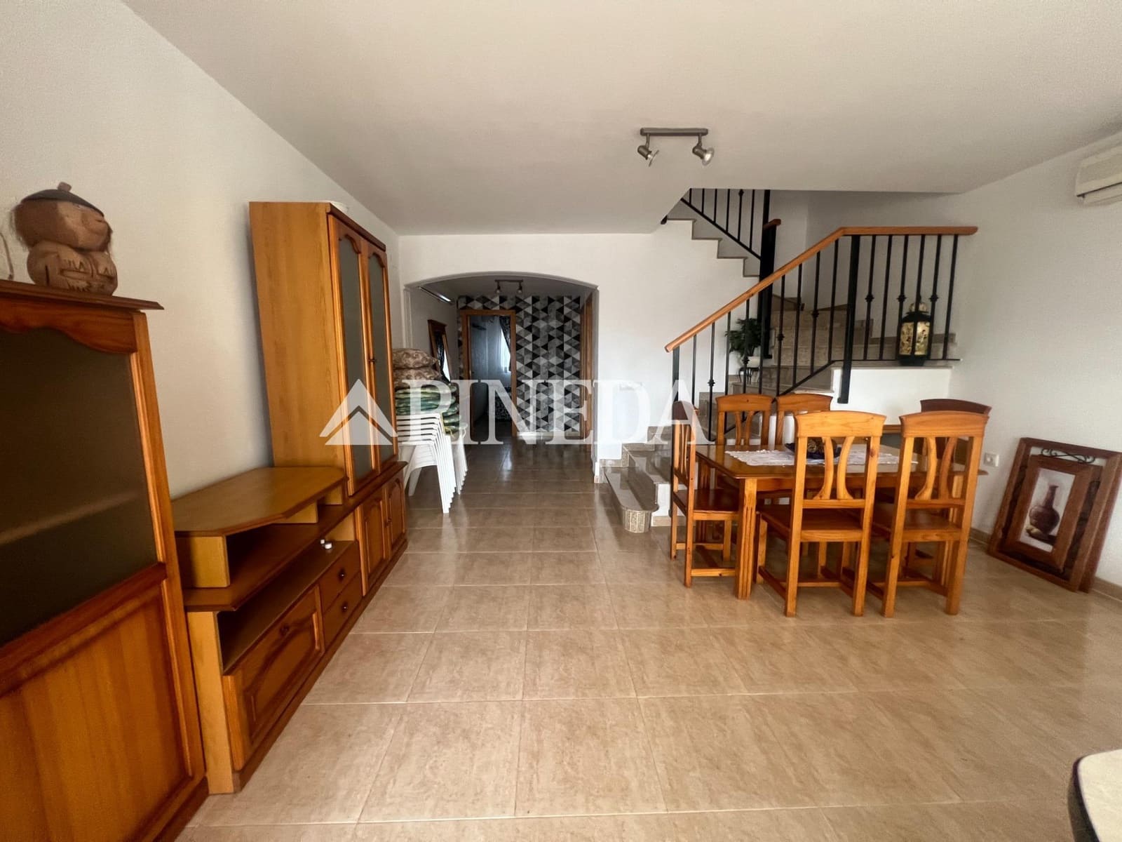 4 makuuhuone Rivitalo myytävänä paikassa Almenara - 280 000 € (Ref: 9472966)