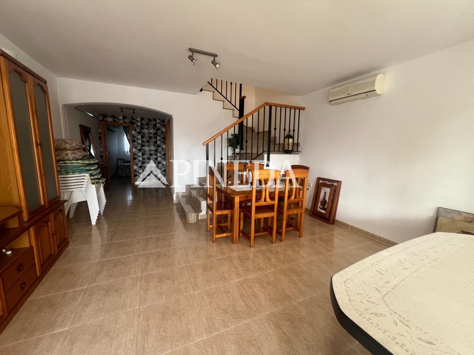 4 makuuhuone Rivitalo myytävänä paikassa Almenara - 280 000 € (Ref: 9472966)