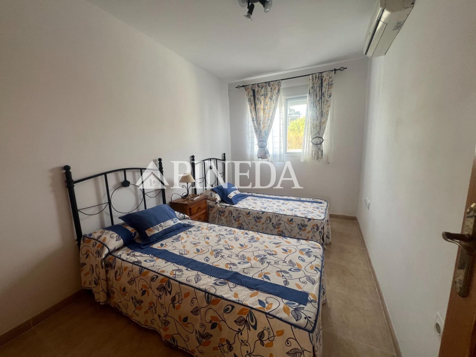 4 makuuhuone Rivitalo myytävänä paikassa Almenara - 280 000 € (Ref: 9472966)