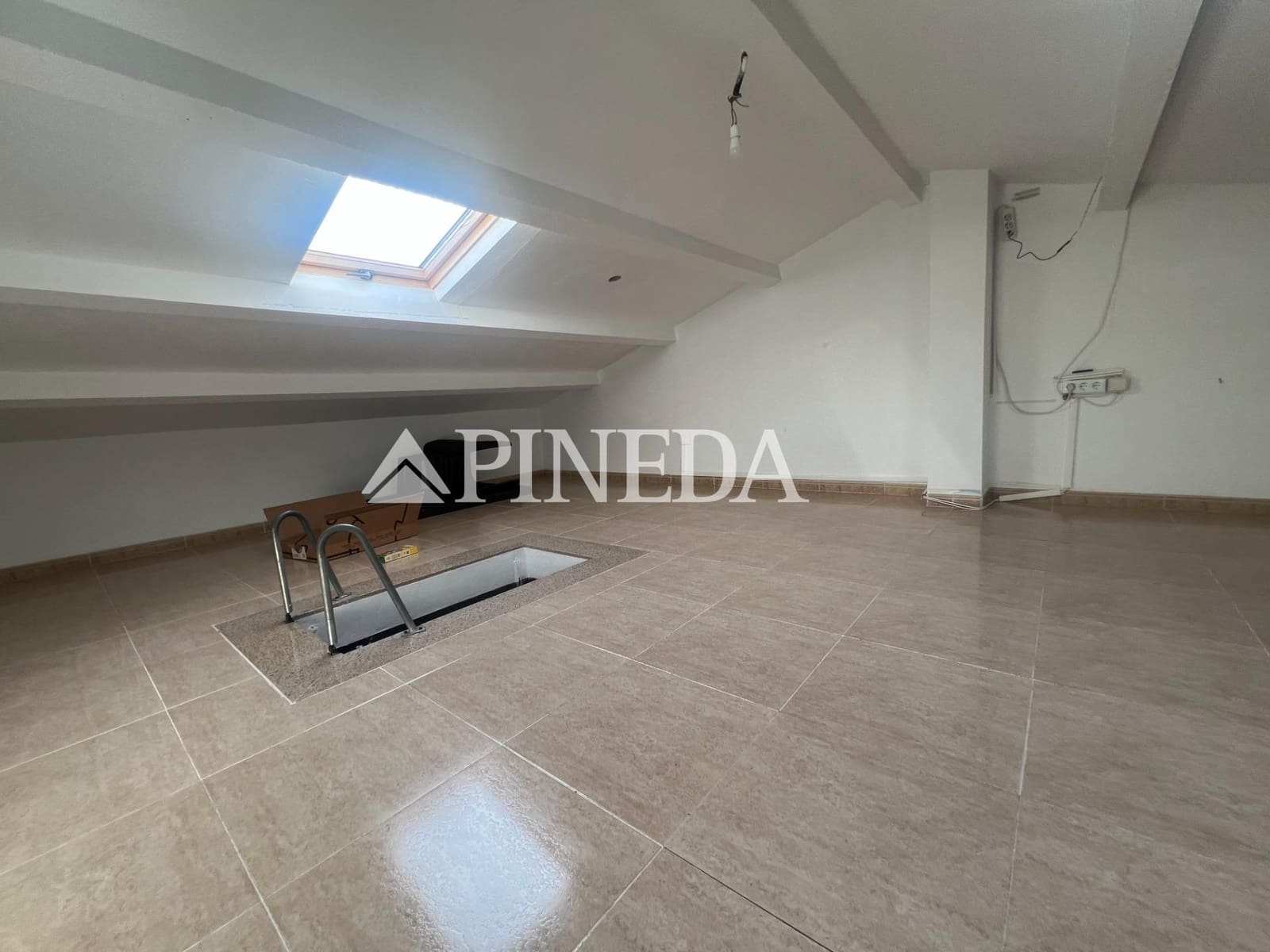 4 makuuhuone Rivitalo myytävänä paikassa Almenara - 280 000 € (Ref: 9472966)