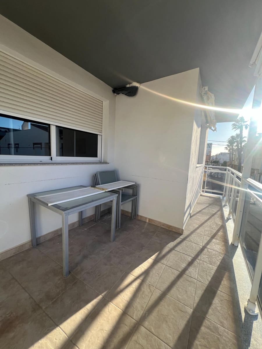 Appartement de 2 chambres à louer à Chilches - 780 € (Ref: 9548170)