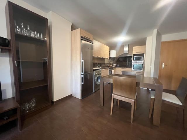 2 quarto Apartamento para arrendar em Chilches - 750 € (Ref: 9548170)