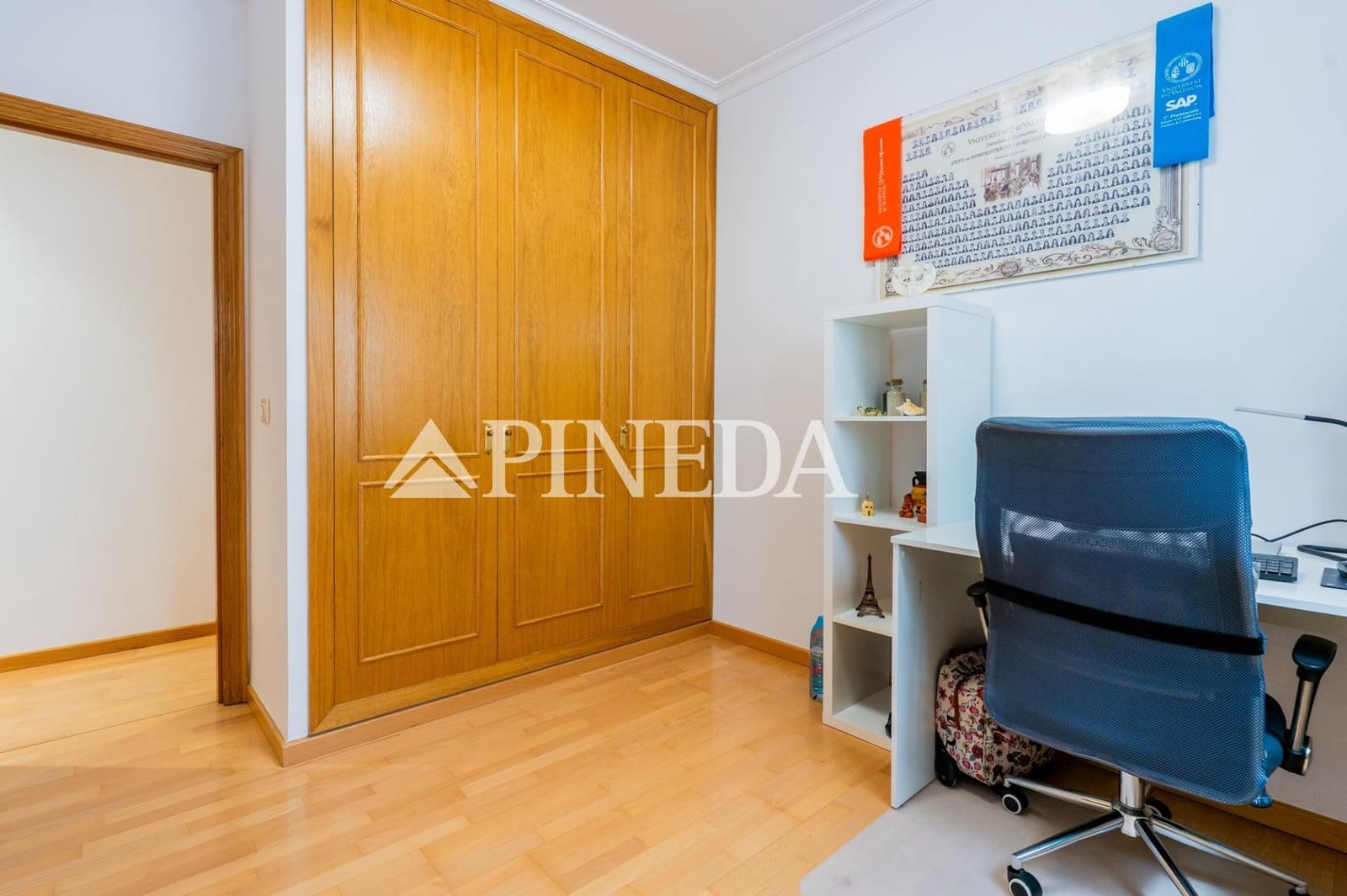 3 bedroom Flat for sale in La Pobla de Farnals - € 285,000 (Ref: 9615448)