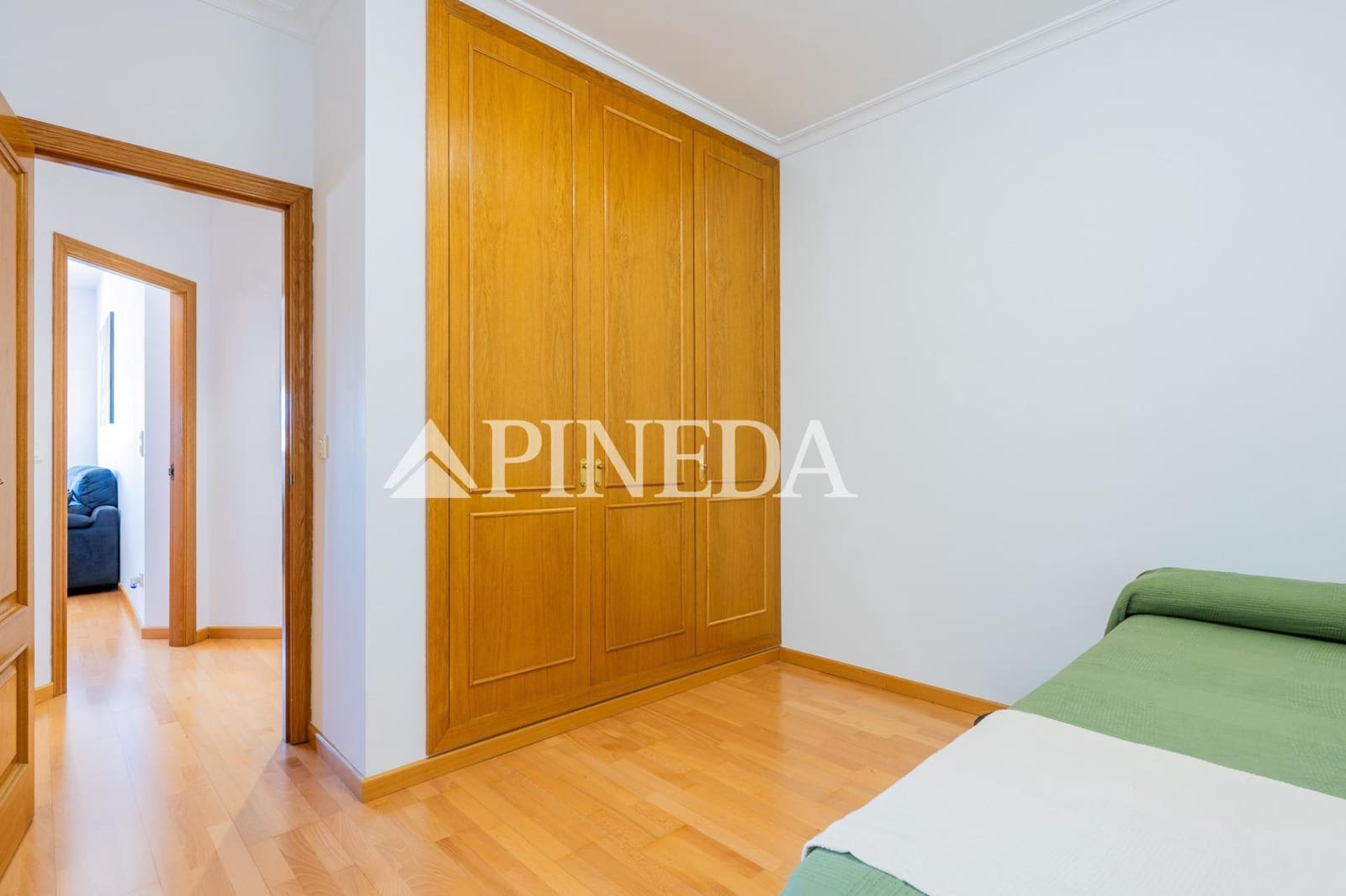 3 bedroom Flat for sale in La Pobla de Farnals - € 285,000 (Ref: 9615448)