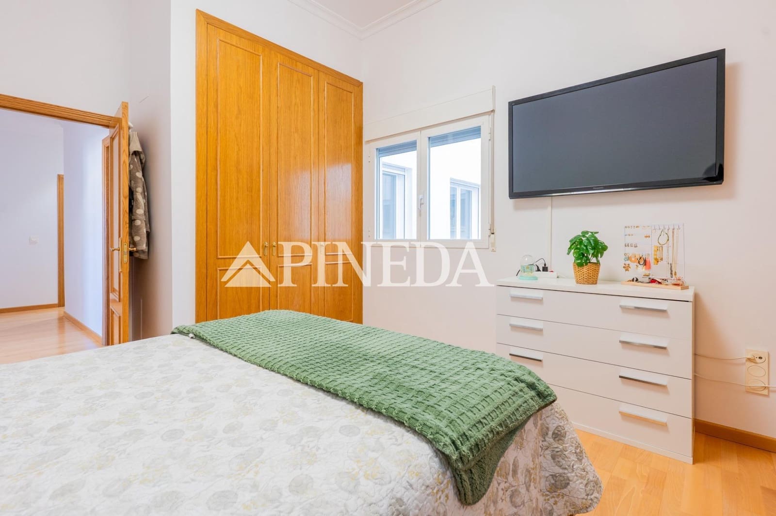 3 bedroom Flat for sale in La Pobla de Farnals - € 285,000 (Ref: 9615448)