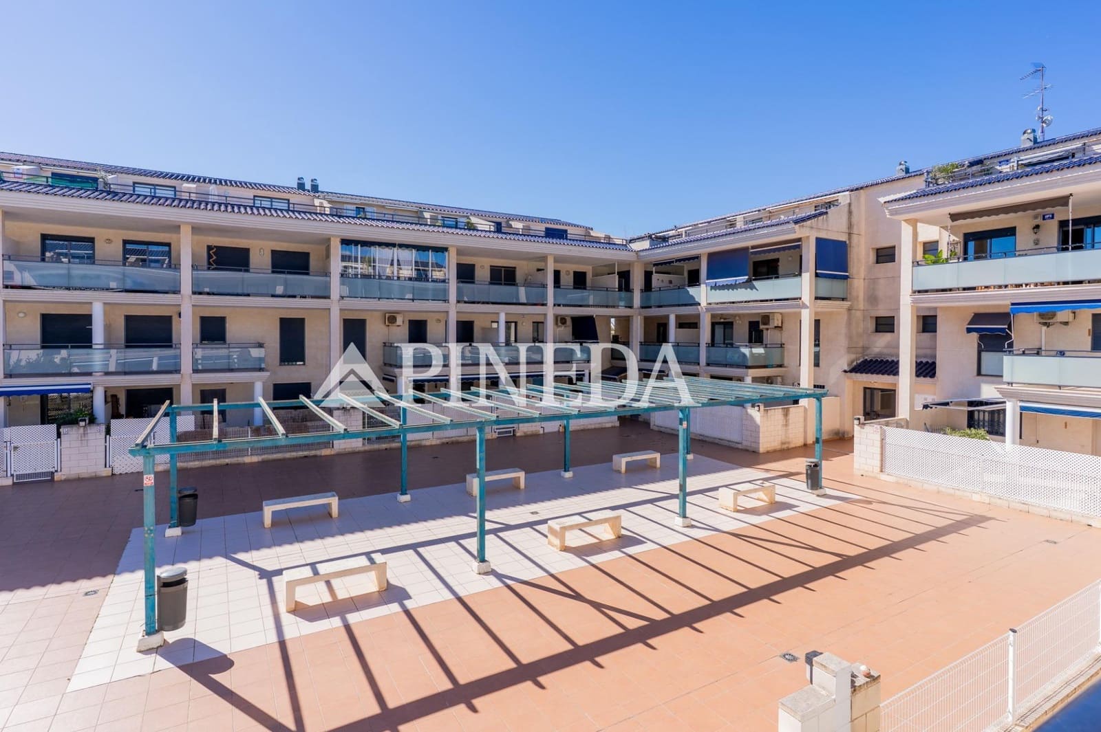 Apartamento de 2 habitaciones en Puçol en venta con piscina - 250.000 € (Ref: 9627480)